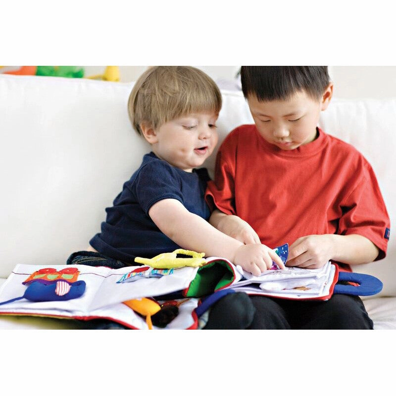 Oskar and Ellen Zoo Animal Book