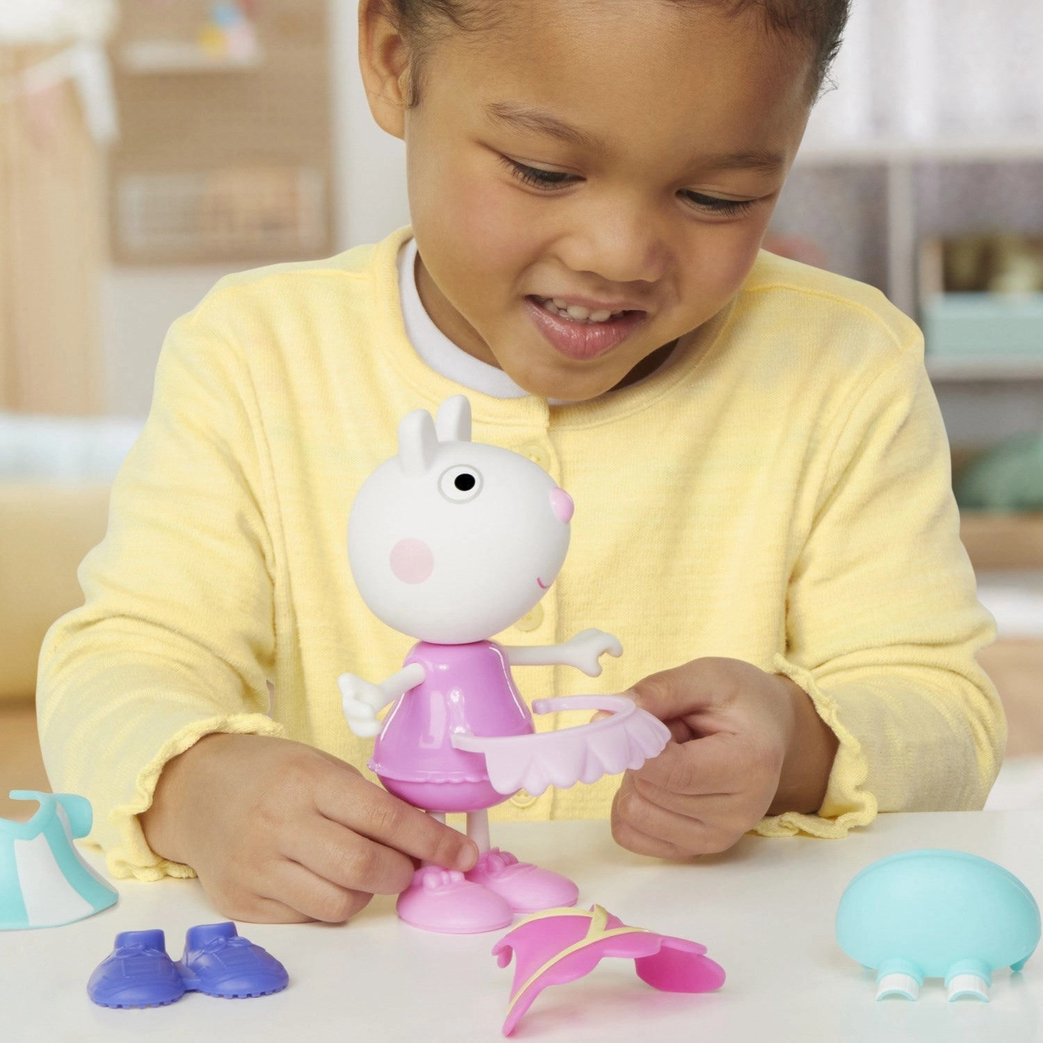 Peppa Pig Dress Up Suzy Sheep