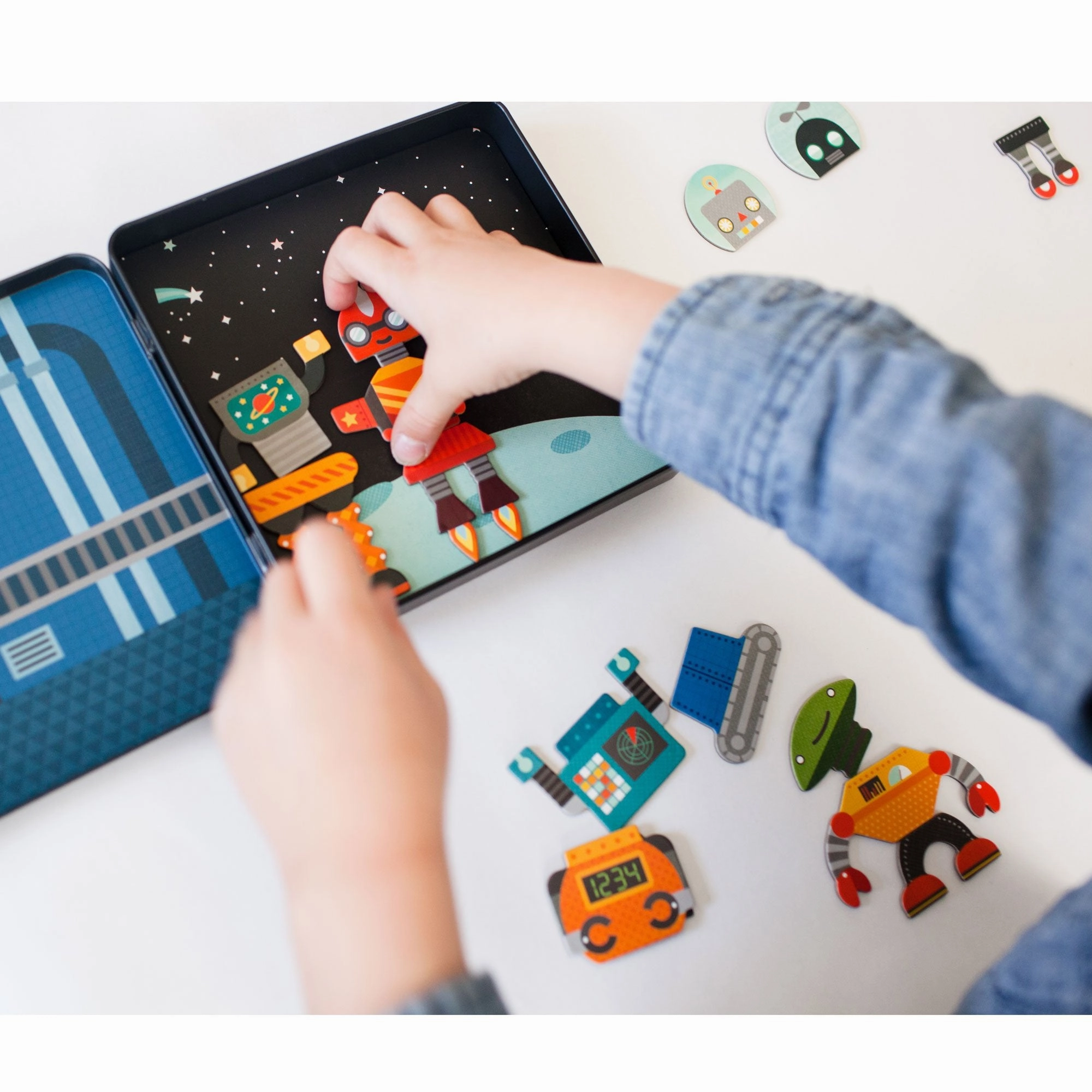 Petit Collage Magnetic Box - Robot