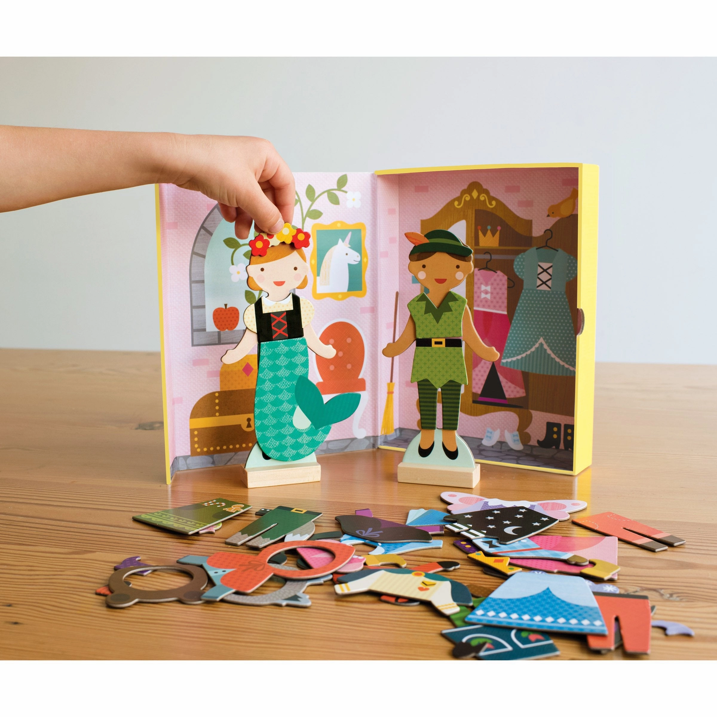 Petit Collage Magnetic Dress-Up - Best Friends