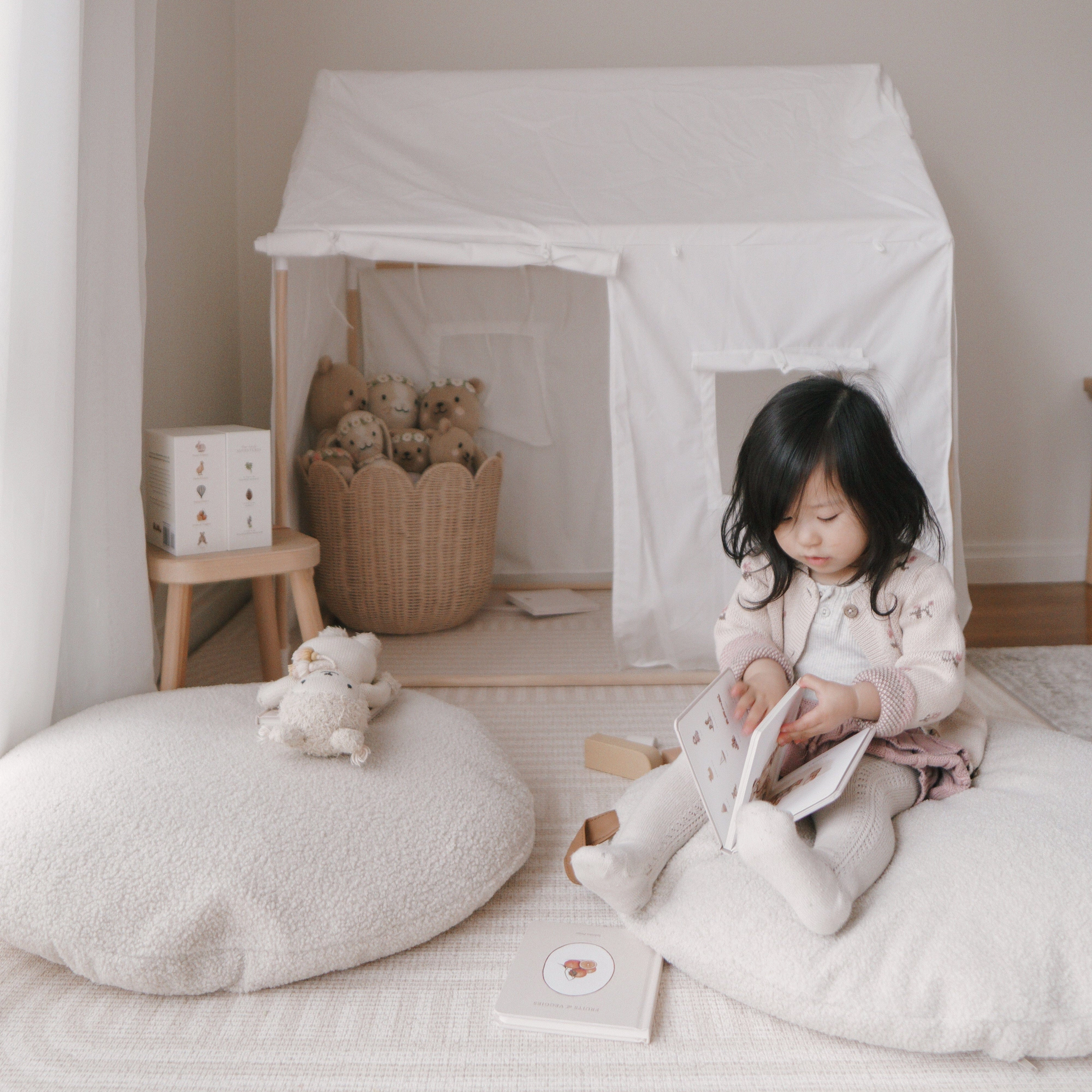 Playhouse Tent with 2pcs BAYLEY Boucle Cushions Bundle