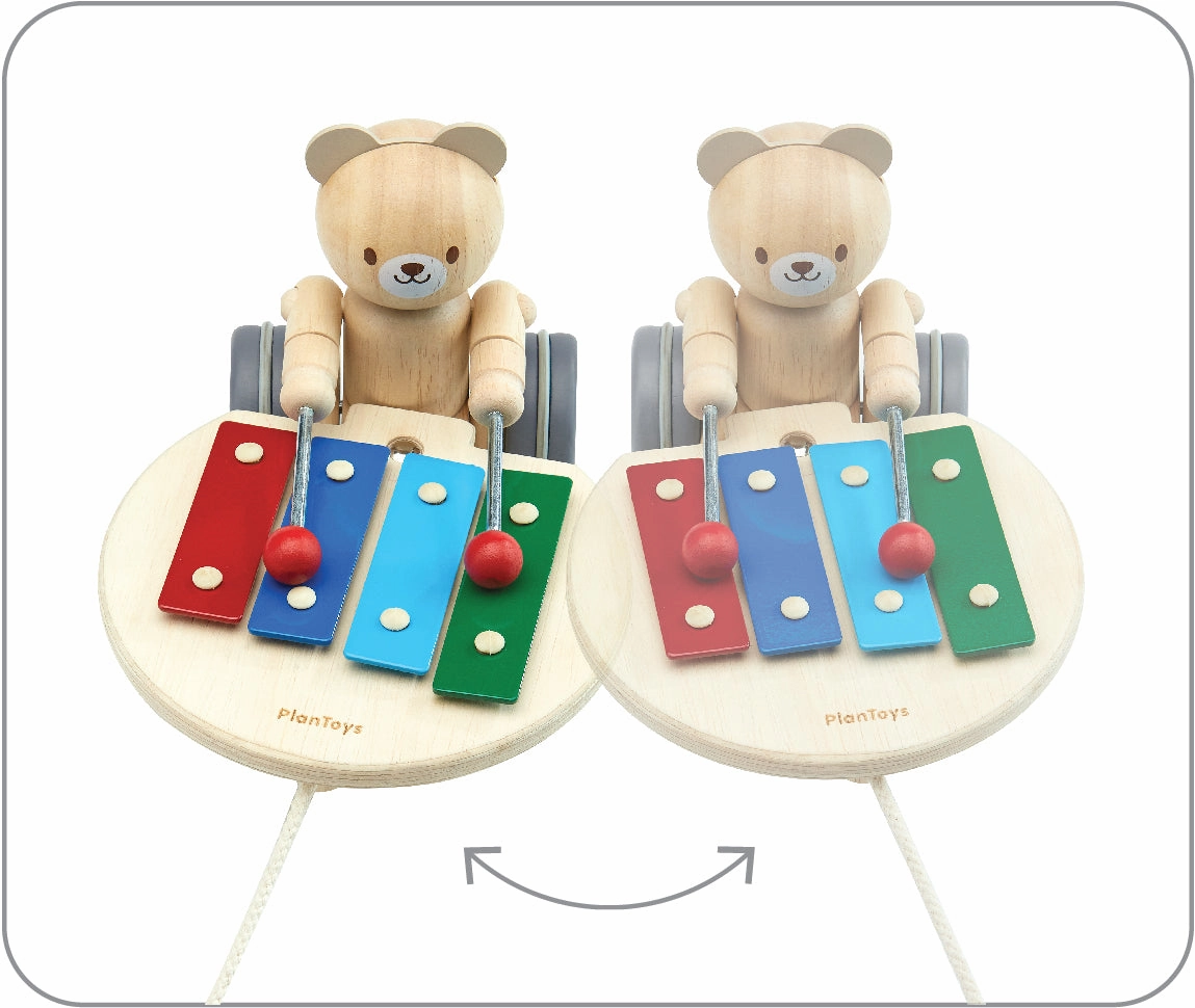 PULL-ALONG MUSICAL BEAR