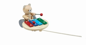 PULL-ALONG MUSICAL BEAR