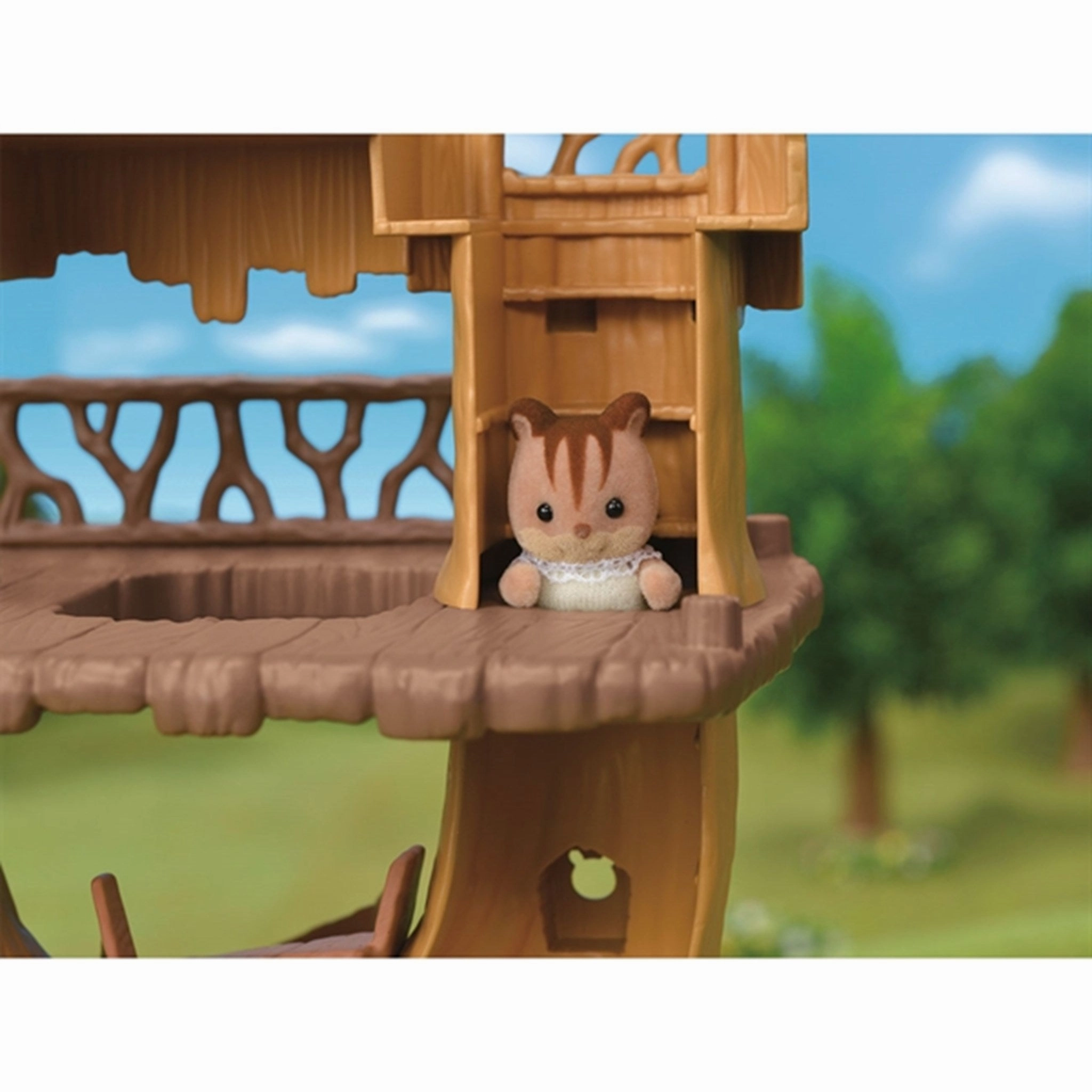 Sylvanian Families? Adventure Tree House