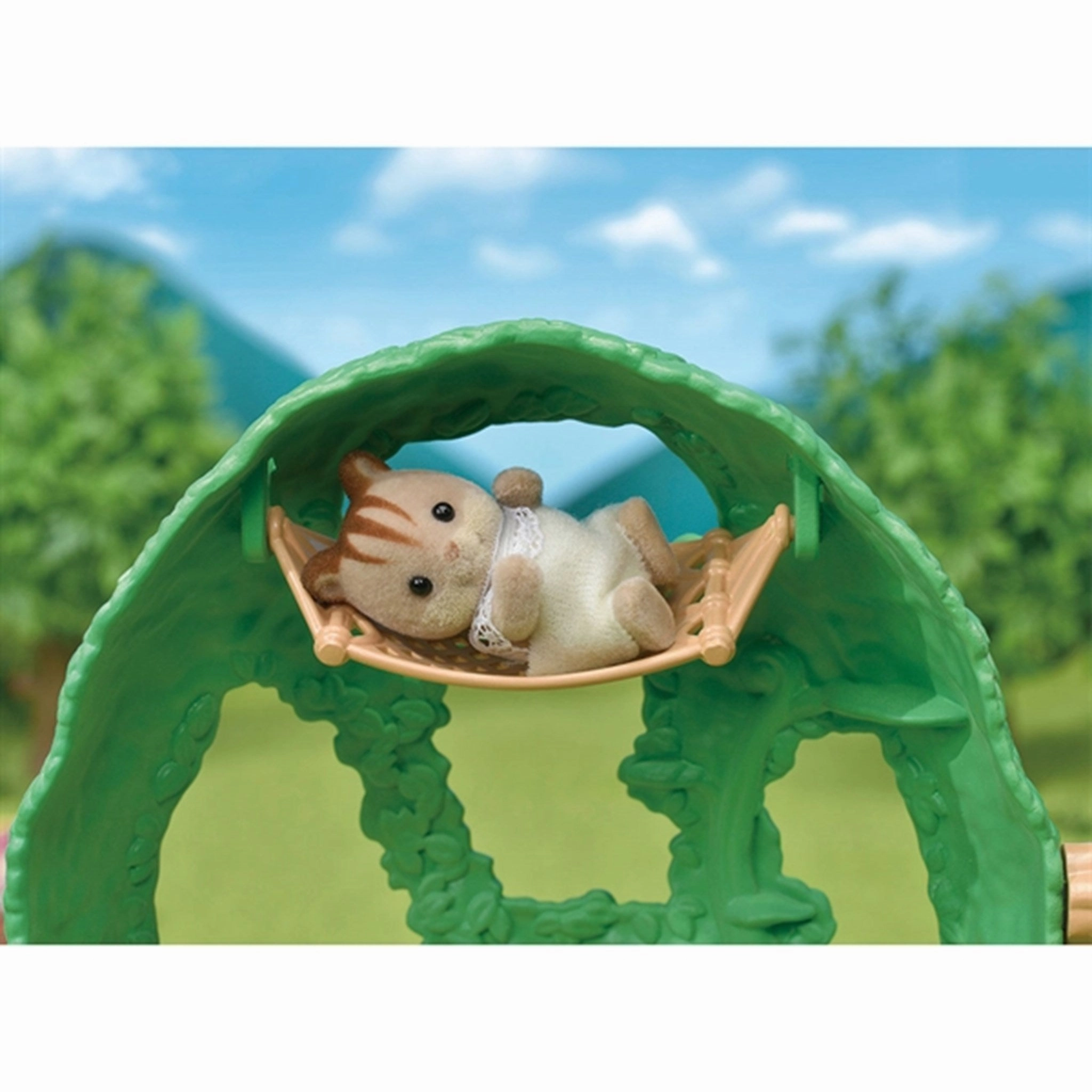 Sylvanian Families? Baby Tree House