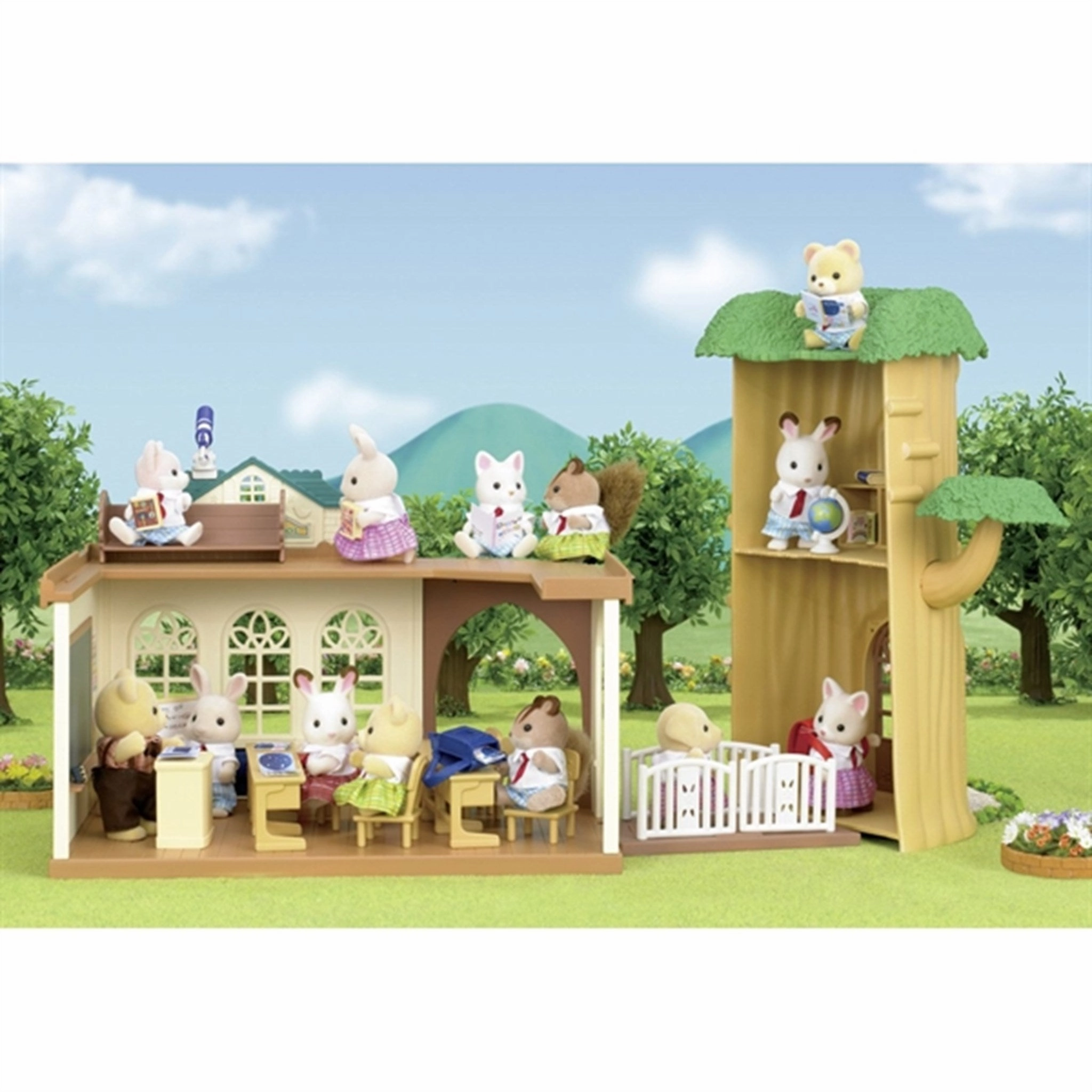 Sylvanian Families Country Tree School