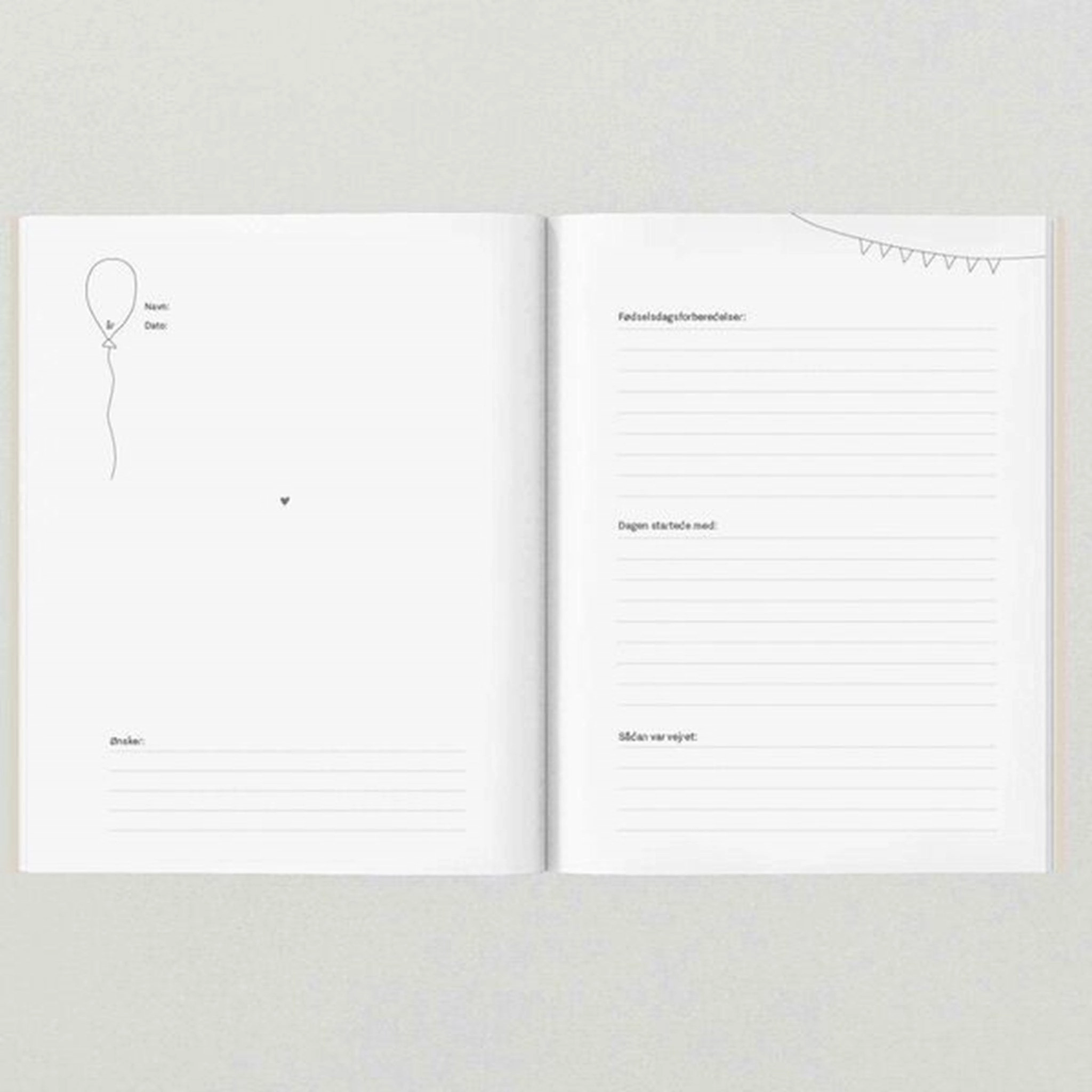 WITHWHITE Fdselsdagsbogen Danish