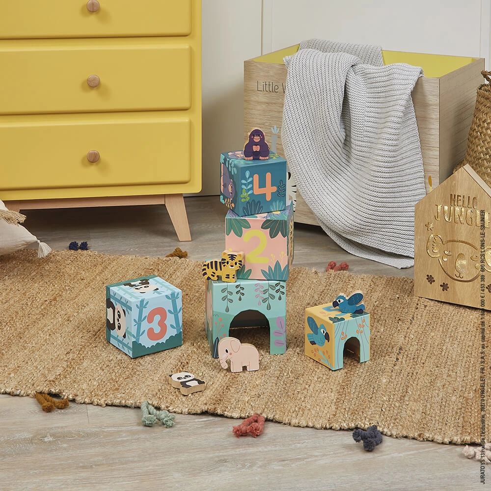 Wwf Animal Figurines Stacking Pyramid
